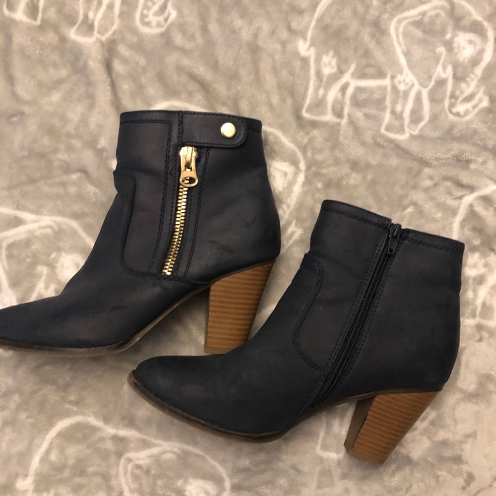 Navy blue booties